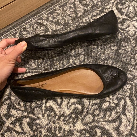 Lucky Brand | Leather Ballet Flats - Picture 4 of 7